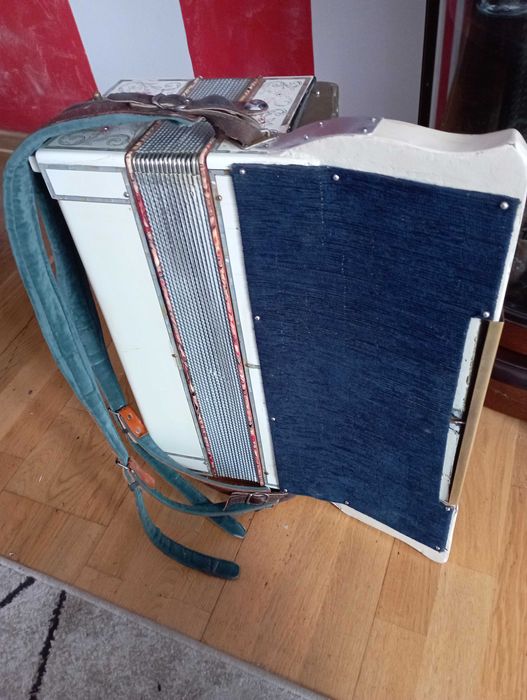 Akordeon Włoski 120 basów