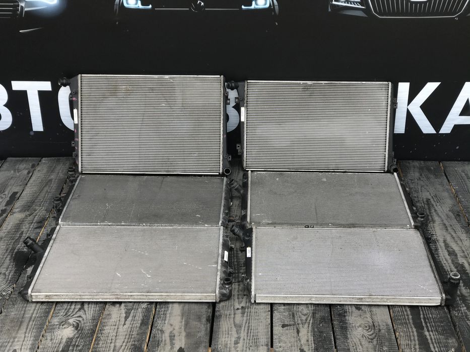 радиатор passat b6 skoda a5 golf 5 радіатор 2.0 1.9