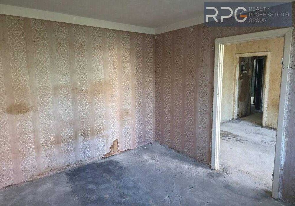 Продам 3-кімнатну квартиру ГОТОВУ ДО РЕМОНТУ бул. Миколи Руденка 19 ая