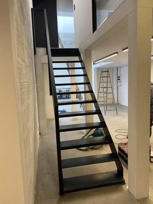 Usługi spawania, spawacz. Mobilny spawacz, konstrukcje stalowe.