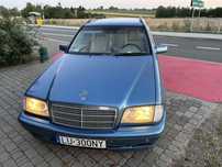 Mercedes-Benz Klasa C Mercedes Benz W202 kombi 2.2 cdi automat
