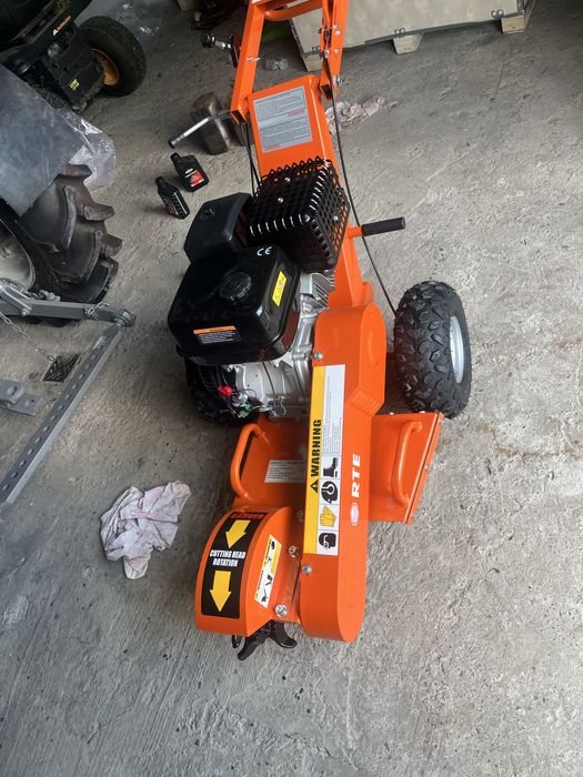 Sprzedam frezarke do pni