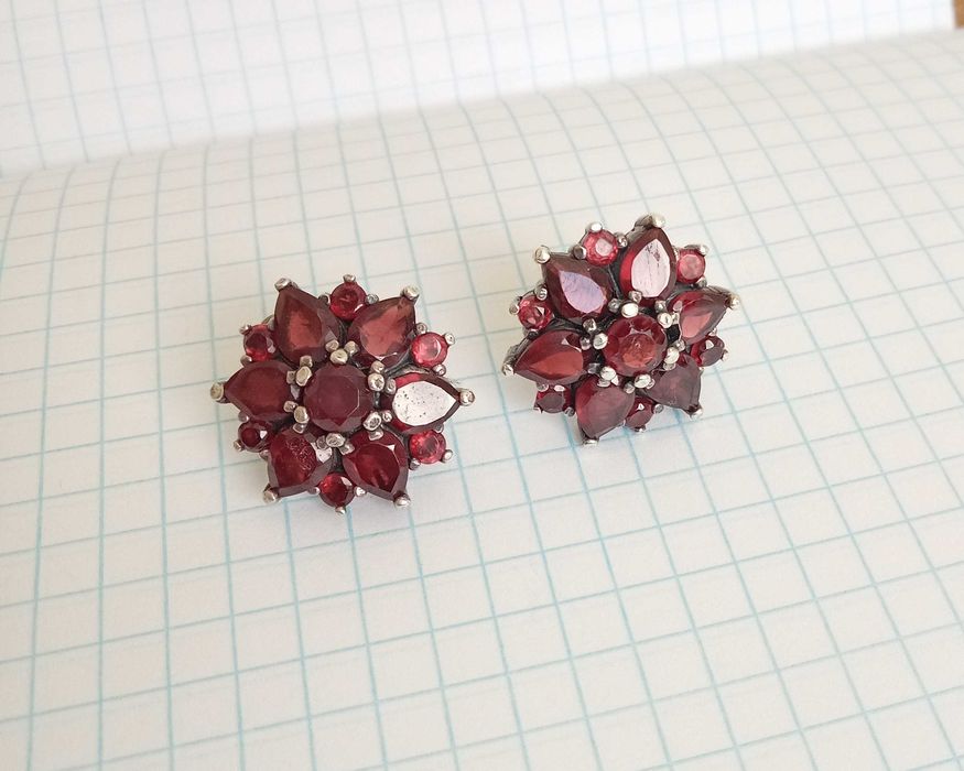 Вінтажні сережки з каменями гранат. Срібло 925 проба. Вінтаж