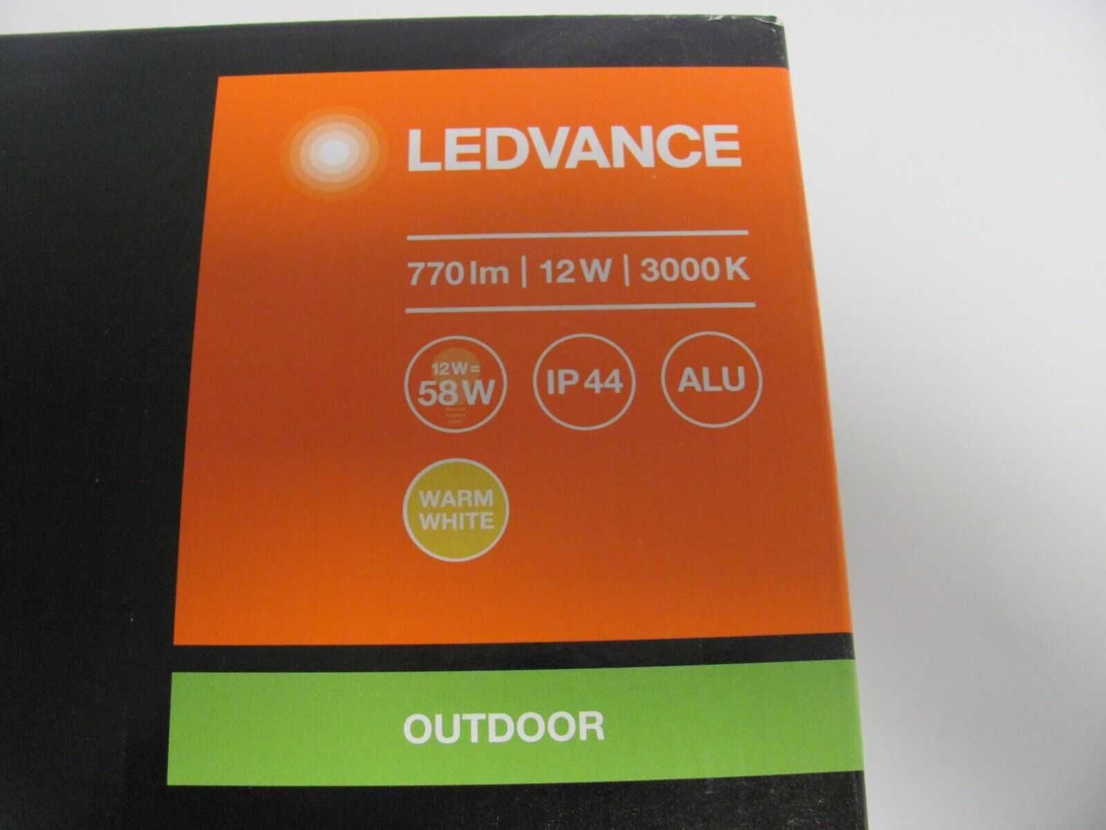 Новый  наружный настенный светильник Ledvance  Endura  датчик движения