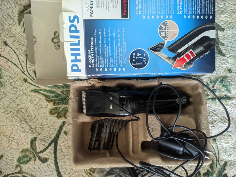 Машинка для стрижки волосся Phillips