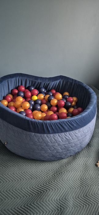 Suchy basen Golden Kids z kulkami