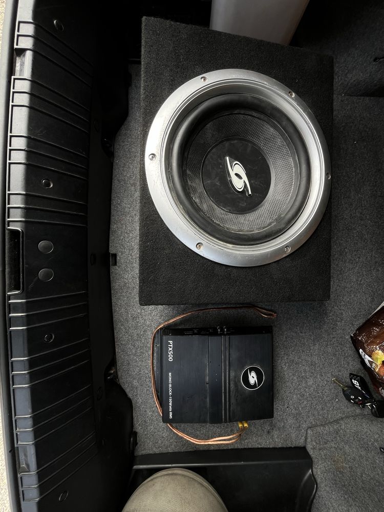 Subwoofer mais amplificador