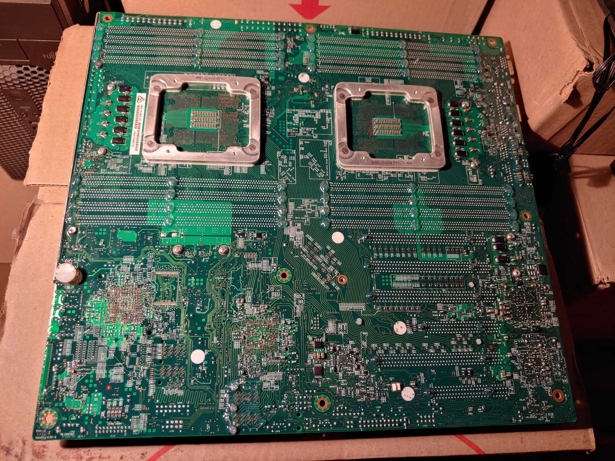 Комплект Xeon 4655v4 + Intel Server Board S2600CW
