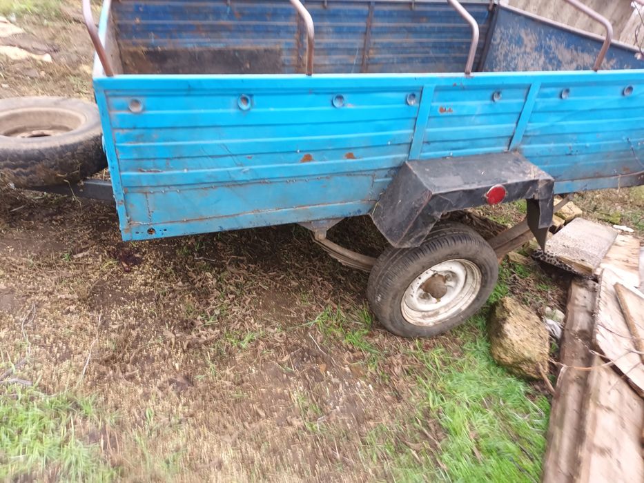 Легковий прицеп.