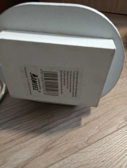 Bałwanek drewniany lampka stołowa na kabel