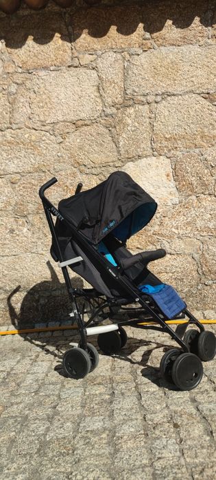 Carrinho de bebé BeCool Street quase novo