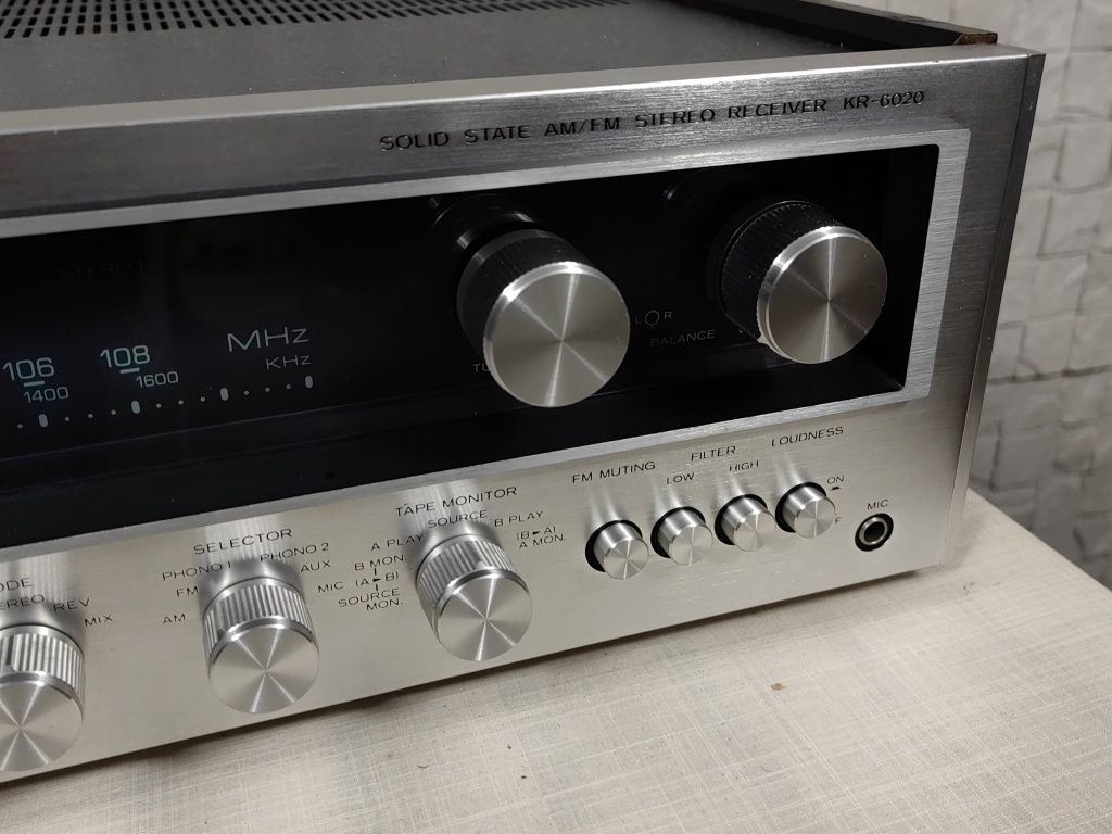 Kenwood KR-6020 Wysokiej klasy analogowy amplituner FM stereo vintage