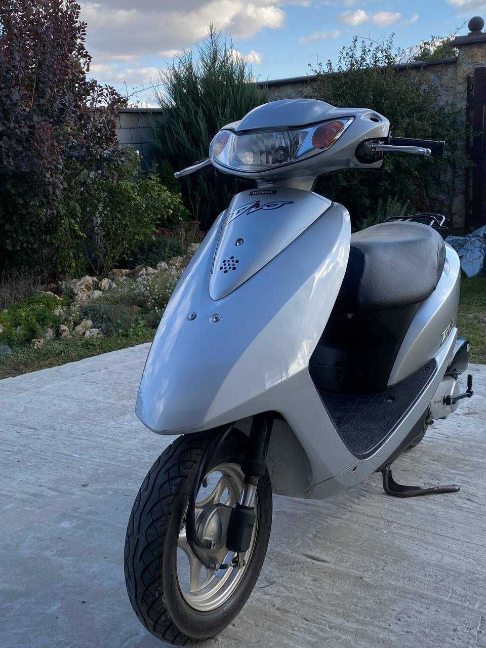 Скутер Honda Dio AF62/68