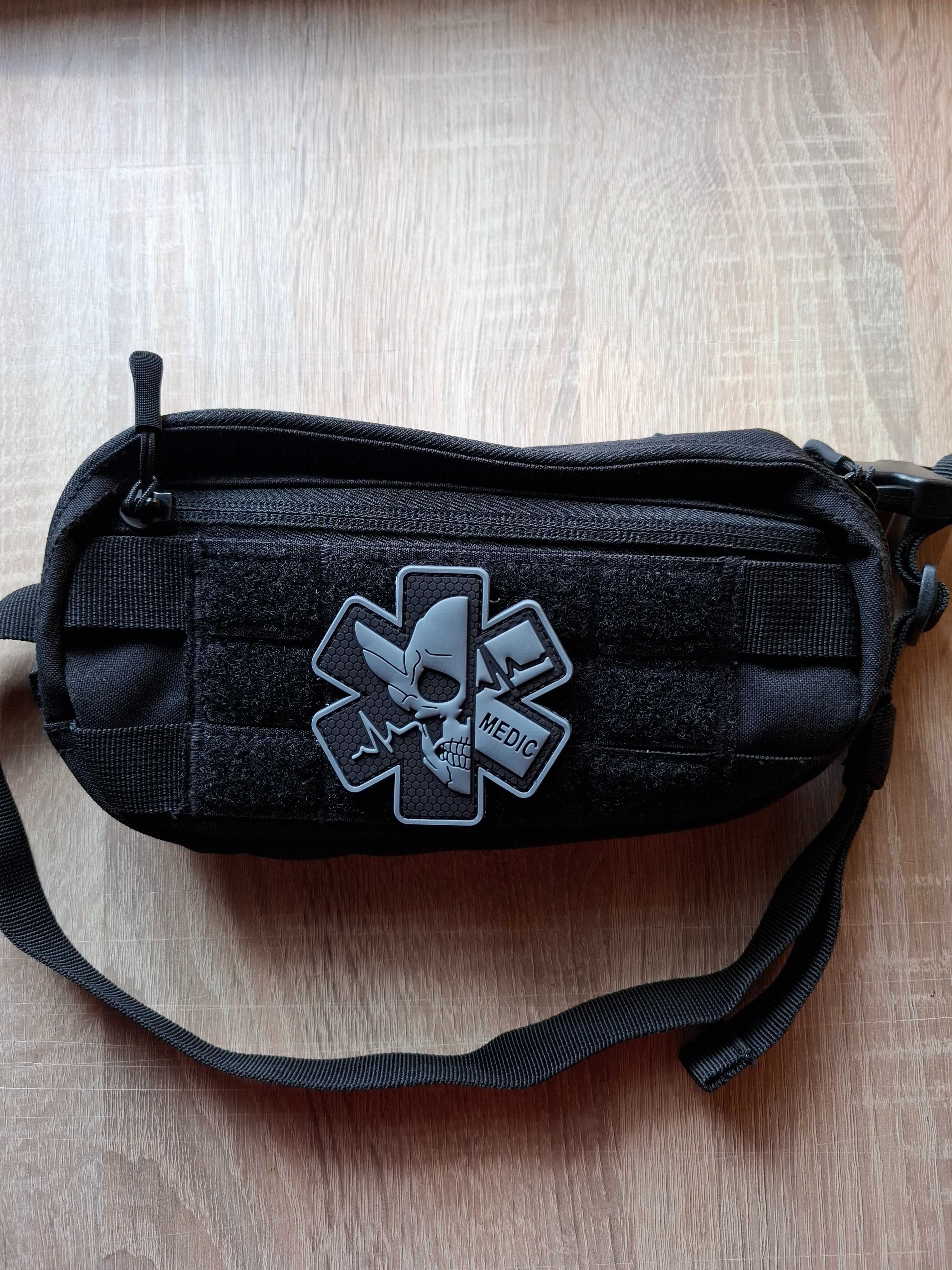 Naszywka Medic Skull 3D PVC na rzep - Star of Life, Gwiazda Życia