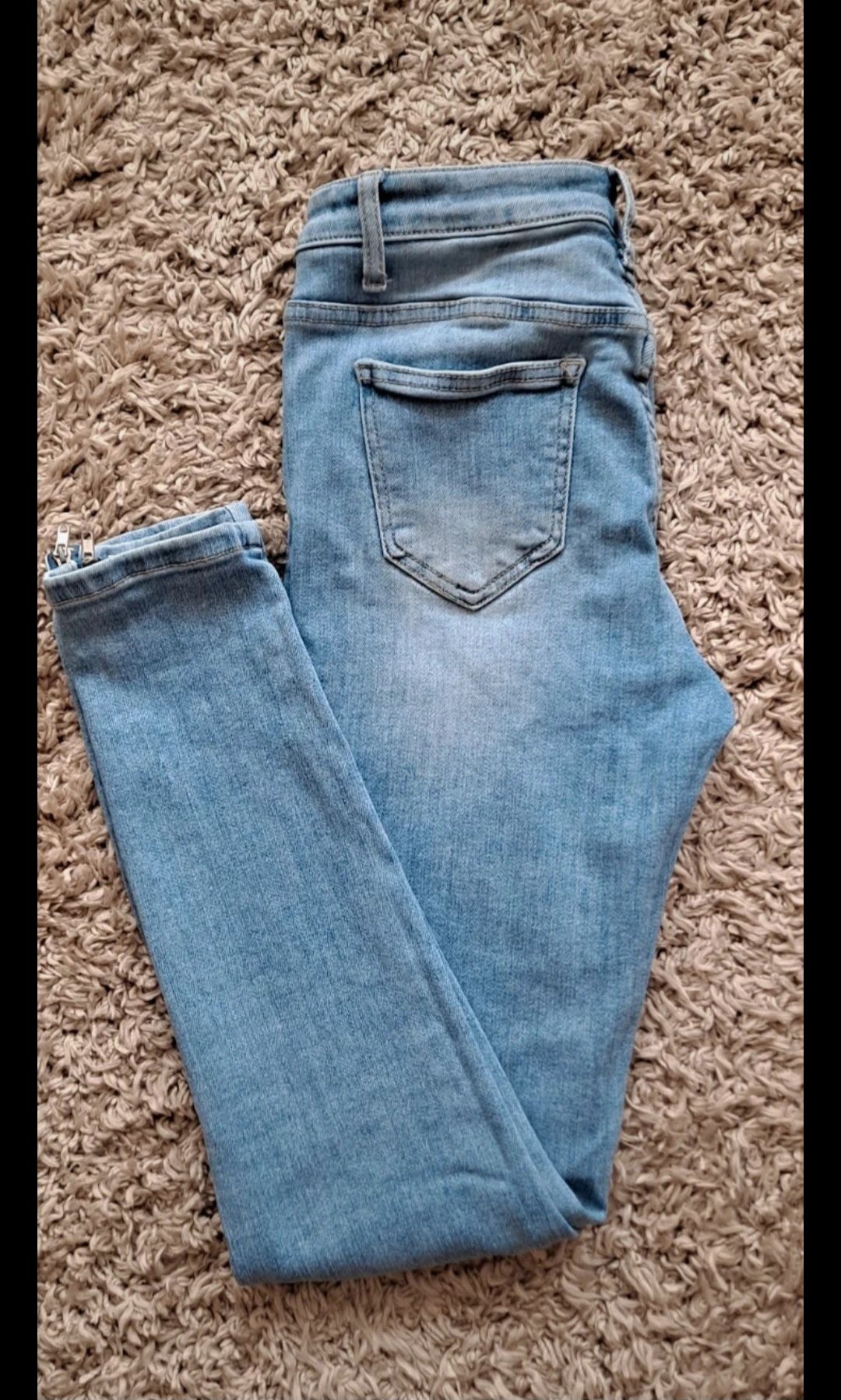Spodnie jeansy Re-Dress rozmiar M