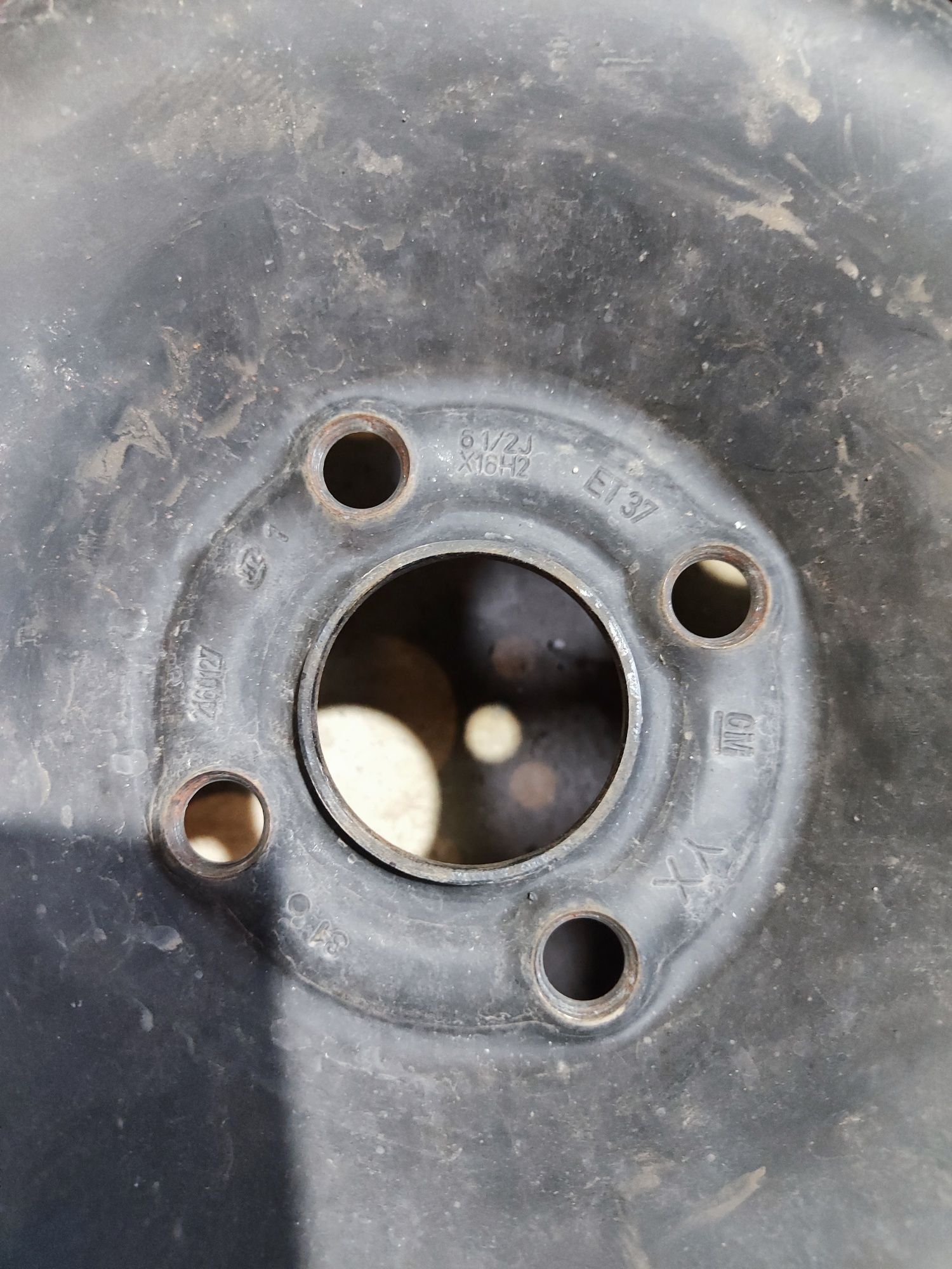 Диски 4*100 r16 Opel+ковпаки