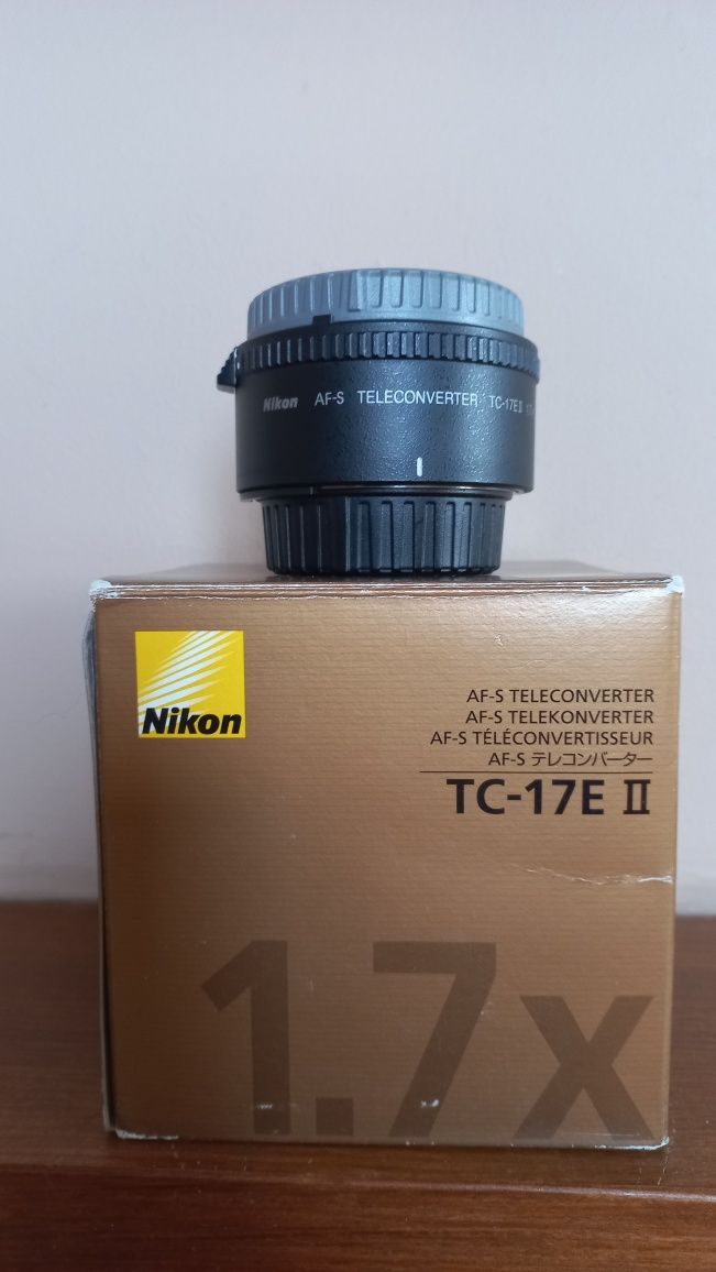 Telekonwerter nikon TC-17E II