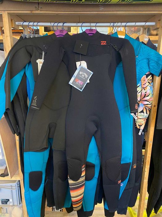 Lote de Roupa Nova de Marca para Revenda (Billabong, All-In, Mystic)
