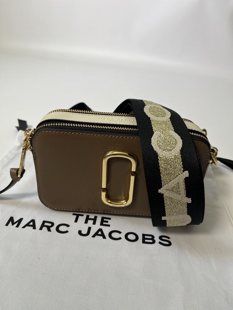 Сумка Marc Jacobs Snapshot коричневая