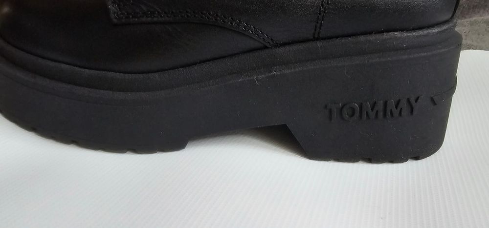 Nowe botki Tommy Hilfiger roz.36, Wawa