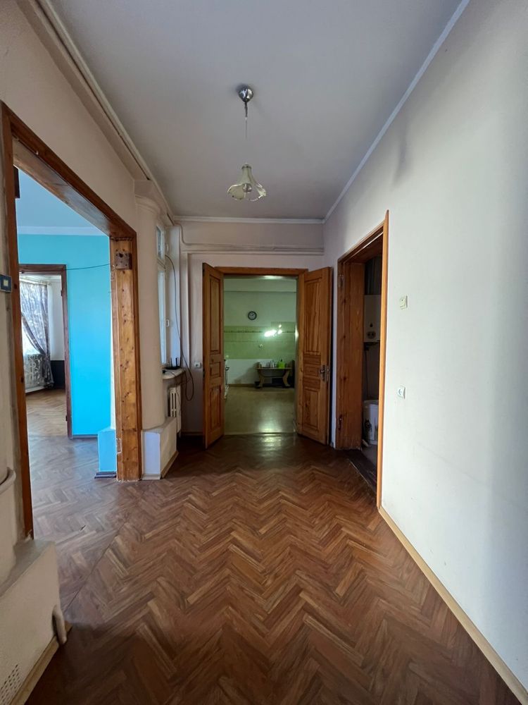 Продам дом с участком на 9 ст. Фонтана