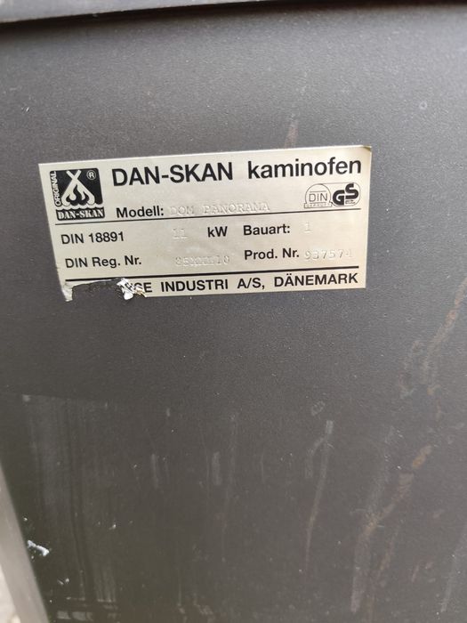 Kominek wolnostojący DAN-SKAN 11 Kw