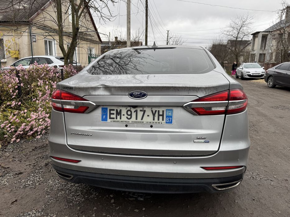 Кришка багажника Ford Fusion 2020