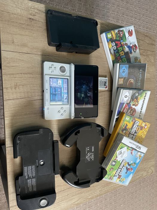 Nintendo 3ds zestaw circle pad pro 5gier resident evil