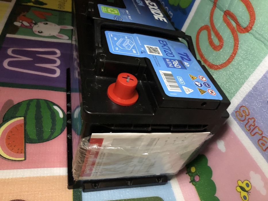 Акумулятор новий автомобільний  Exide EK720 AGM 72Ah