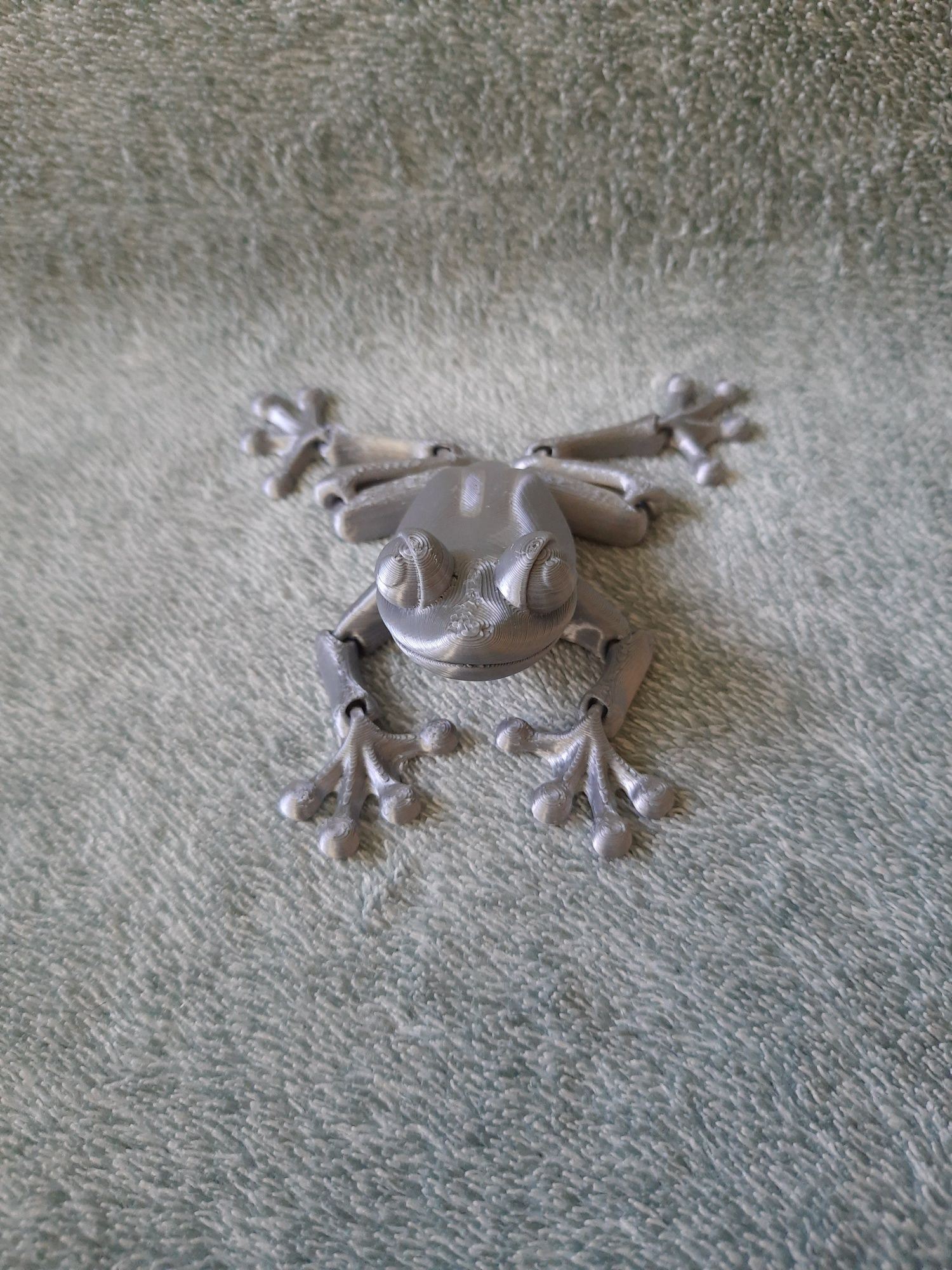 Hit! Ruchoma żaba wydruk3D zabawka antystresowa kolor srebrny