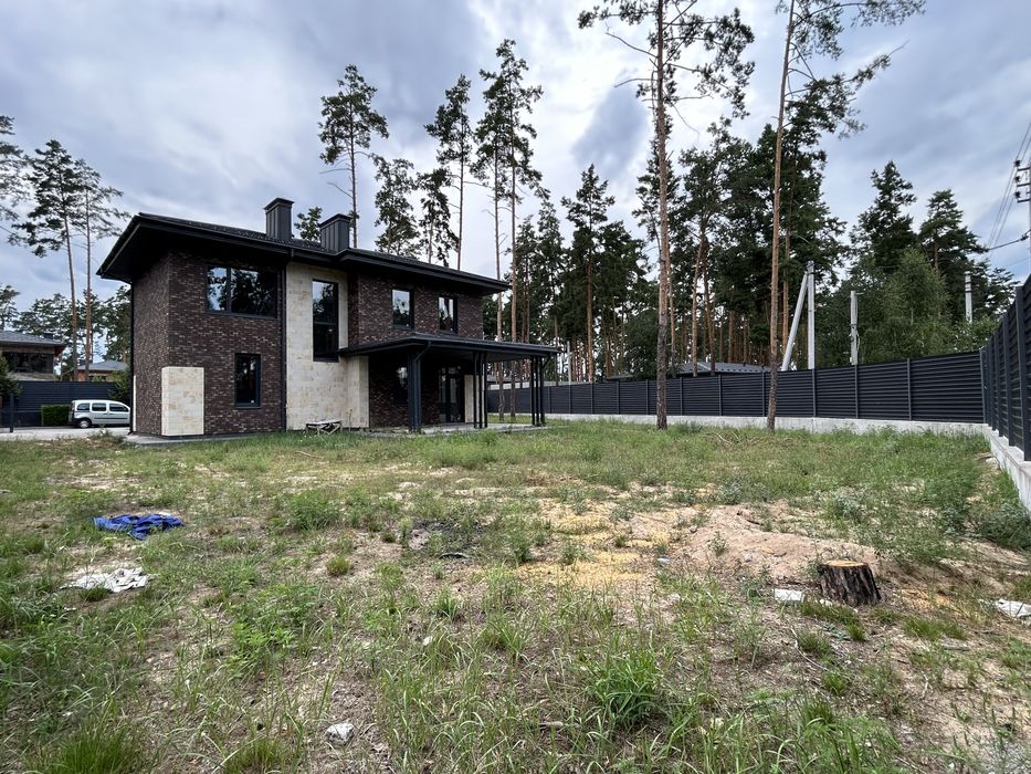 Продам будинок в КМ «Заграва». Лісова Буча