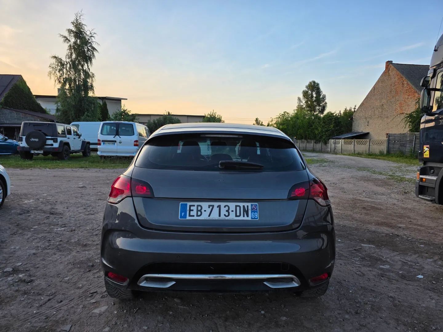Citroën DS4 1.6 BlueHDI 120 KM Automat Skóra Nawigacja Full Led
