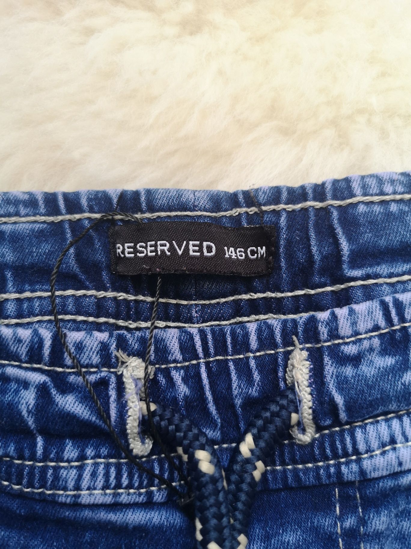 Chłopięce krótkie spodnie jeans | RESERVED | r. 146