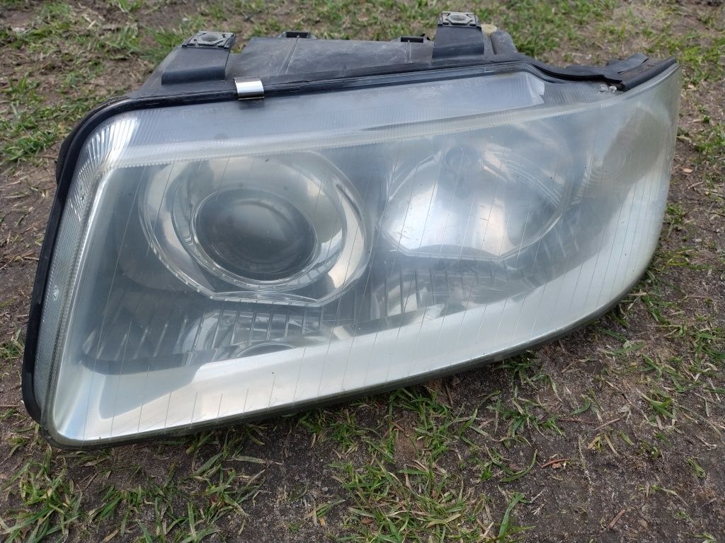 Lampy przednie Audi A3 8l