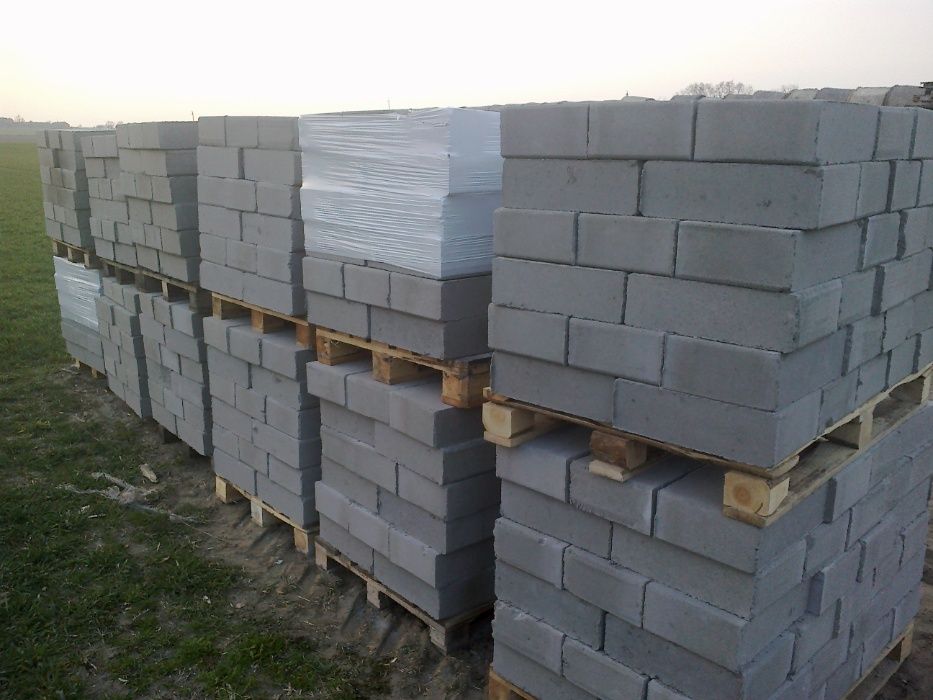 Bloczek betonowy fundamentowy 38cm 24cm 12 cm kanoldy pustak emka !!!