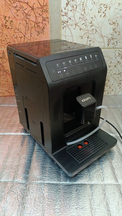 Кавомашина Krups EA89