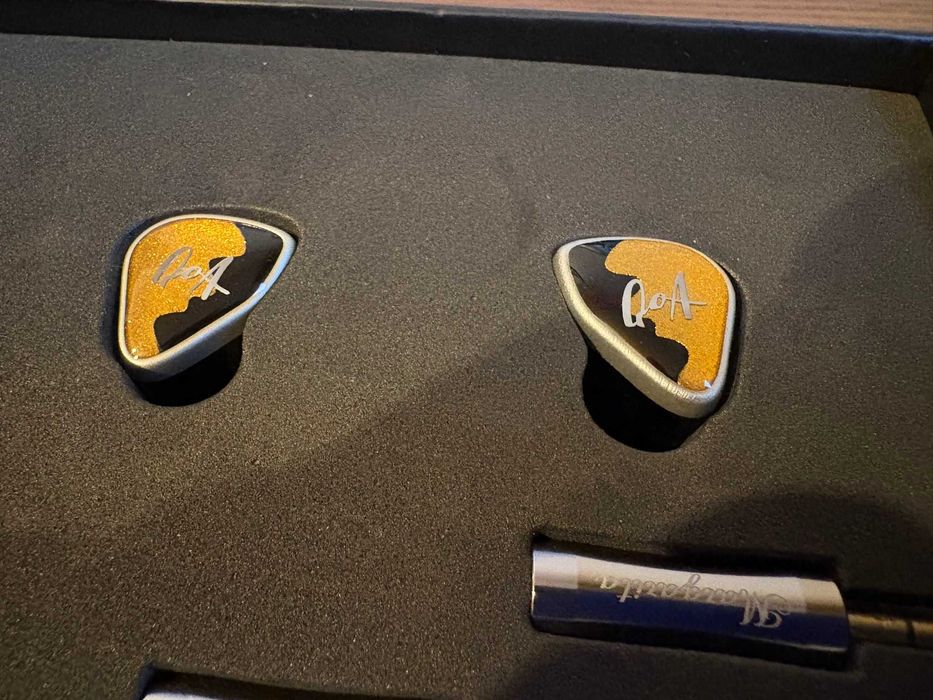 Słuchawki Queen of Audio (QoA) Margarita gold by KINERA [Stan Idealny]