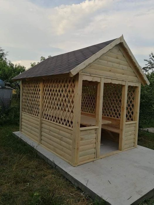 Альтанка. Бісєдка.