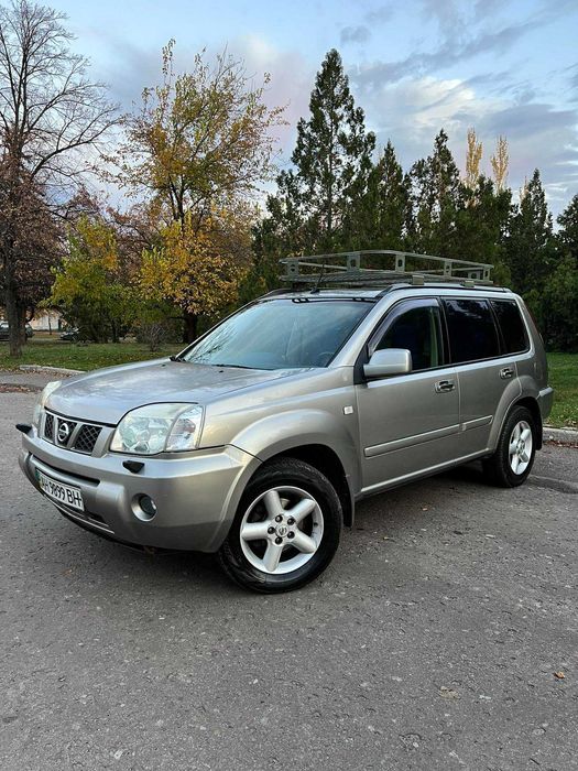 Nissan X-Trail 2003 2.0 Газ/Бенз Автомат