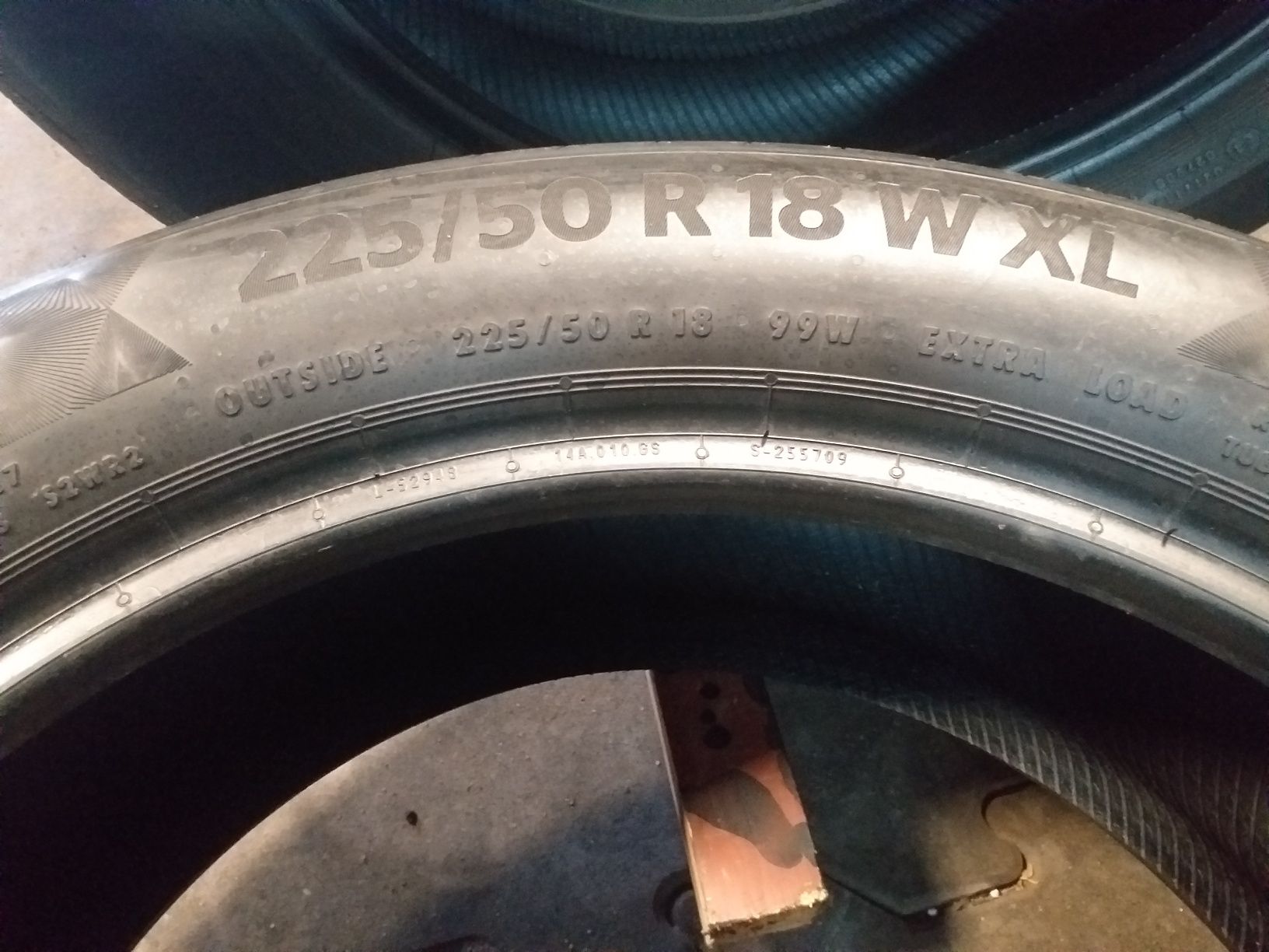 Opony 225/50R18 Continental PremiumContact