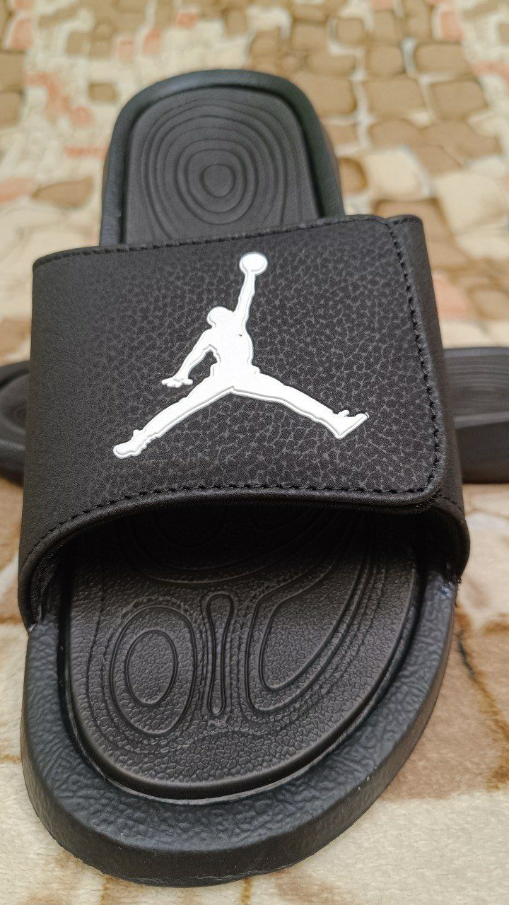 Тапки тапочки шлепки nike stussy benassi Jordan найк стусі Джордан