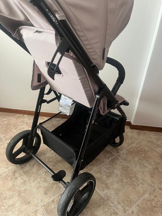 Carrinho de bebé