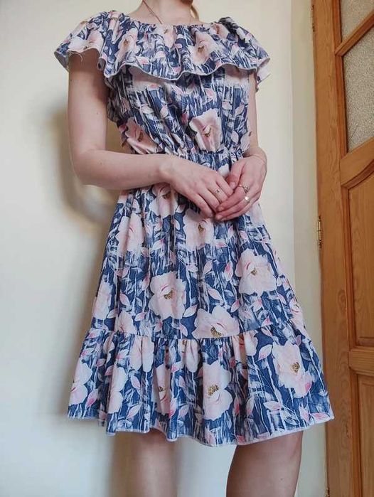 Sukienka Hiszpanka w kwiaty niebieska fioletowa beżowa S/M