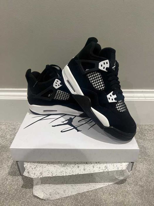 "Buty damskie Trampki" Jordan 4 Retro "White Thunder" 42