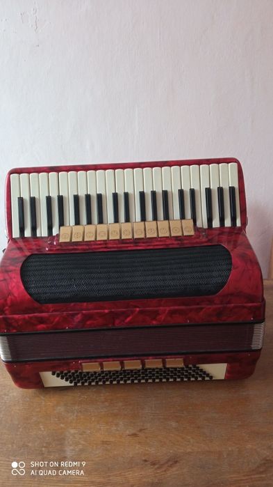 Продам  акордеон