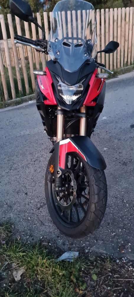 Honda CB500X 2023