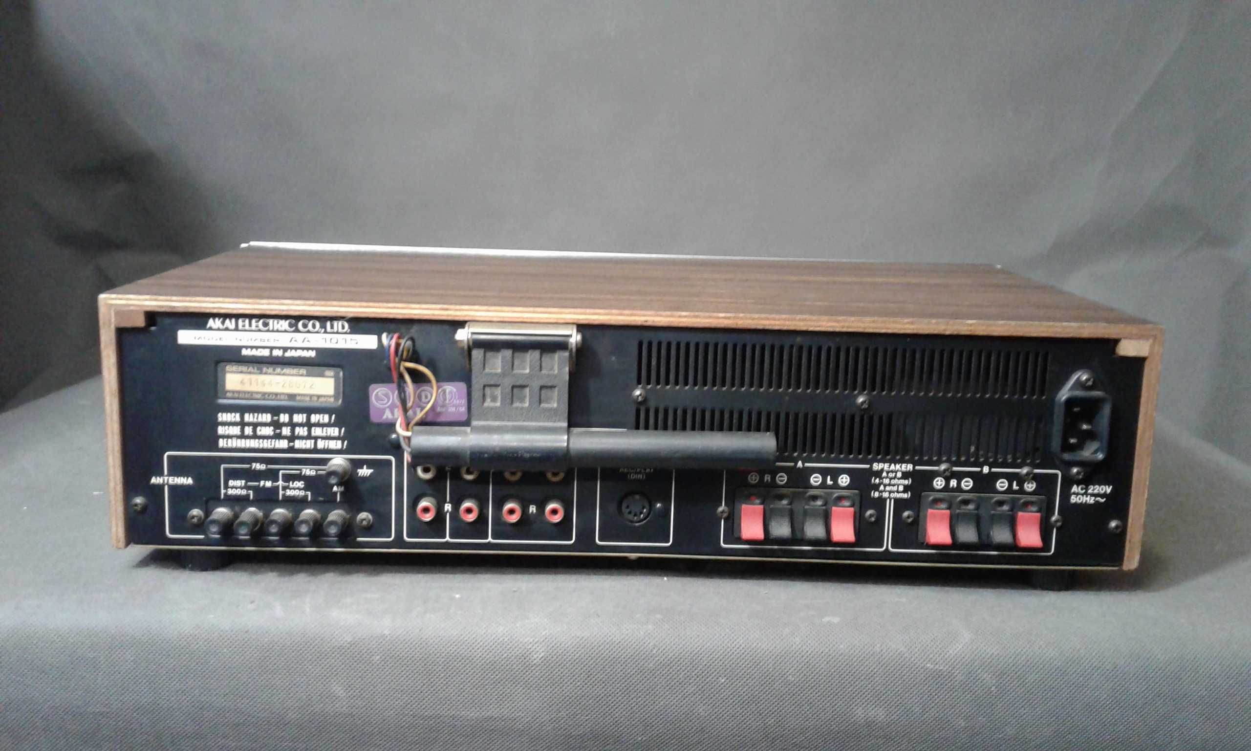 AKAI AA-1015,amplituner stereo vintage