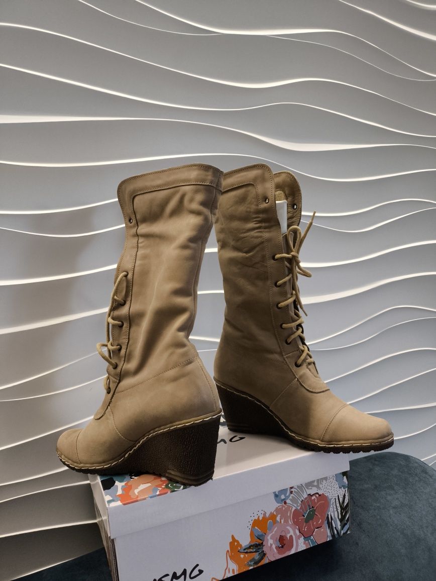 Botki z naturalnej skóry cappuccino 36r