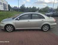 Toyota Avensis 2006 rok
