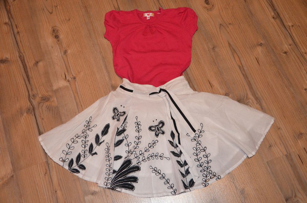 T-shirt Marks&Spencer i spódnica Monsoon 104.